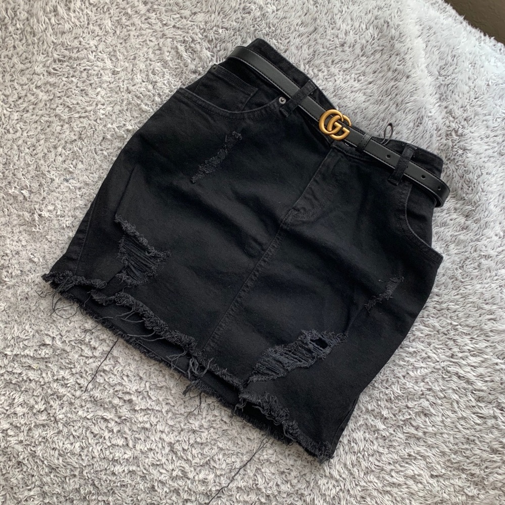 Black Mini skirt